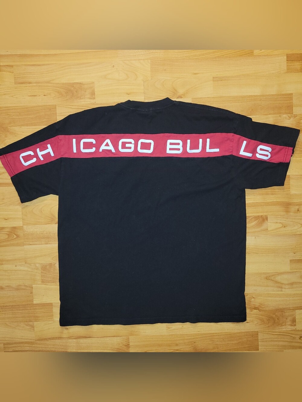 Vintage Chicago Bulls NBA Black & Red Pannelled Graphic Embroided T-Shirt, XL